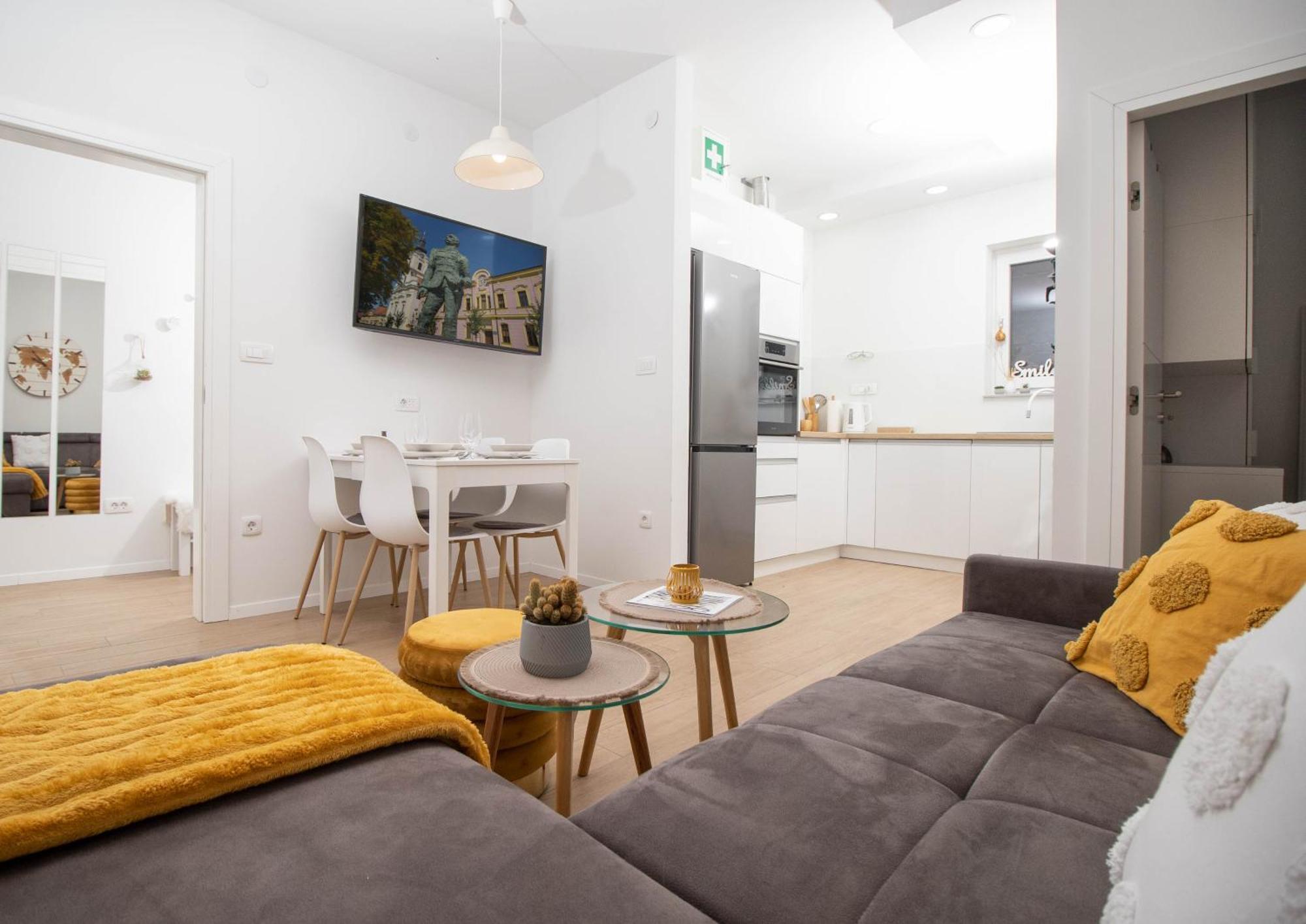 Apartman Maki Vinkovci Esterno foto