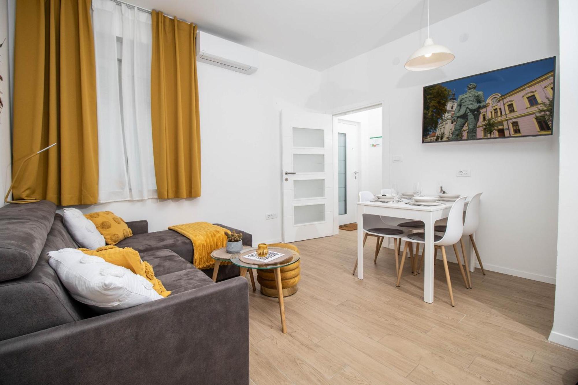 Apartman Maki Vinkovci Esterno foto