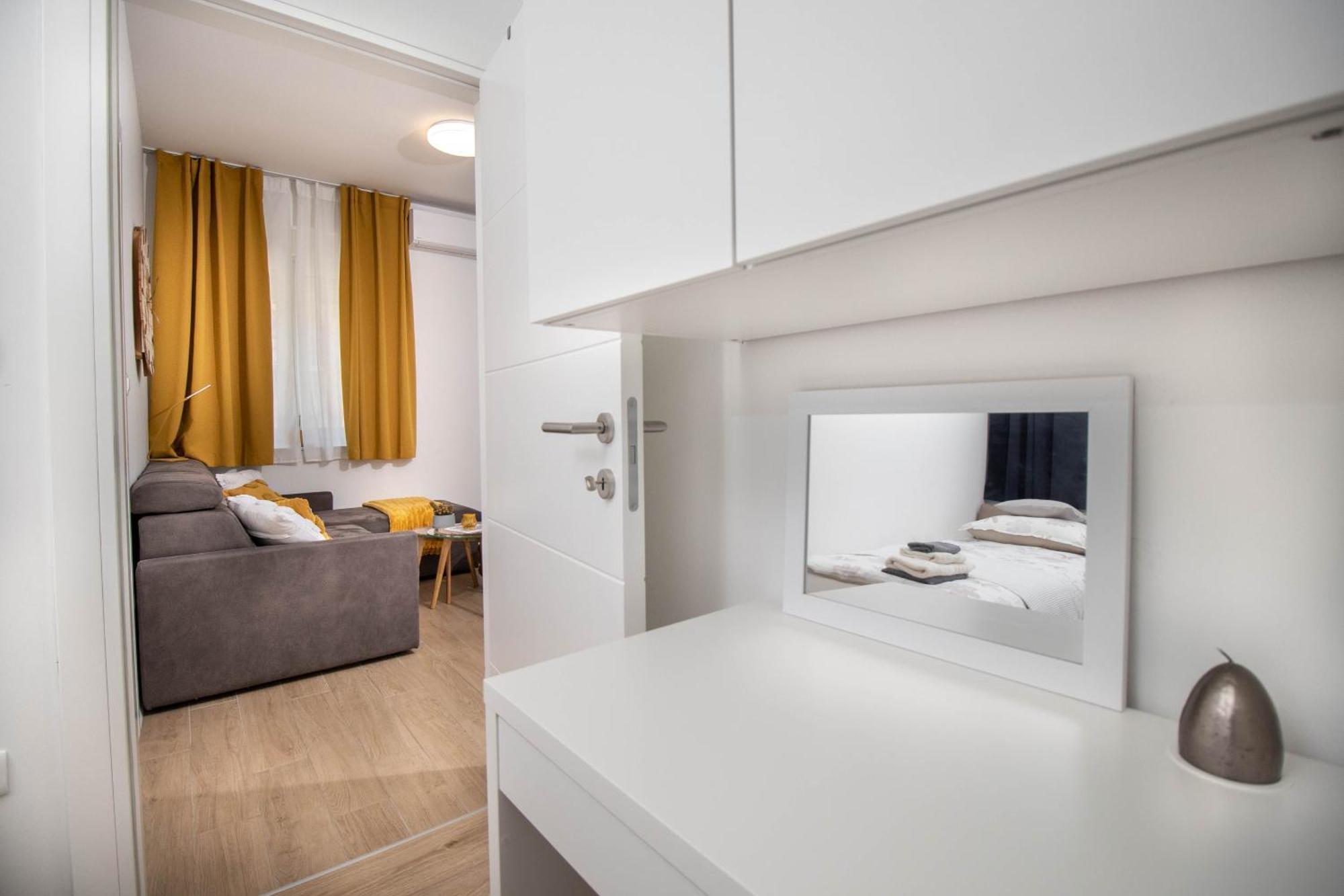 Apartman Maki Vinkovci Esterno foto